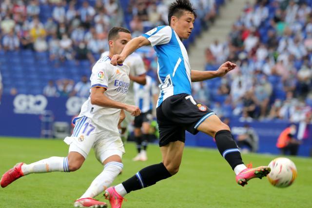 1633307296955062083.jpg 如意体育app-赢得比赛更赢得尊重!西班牙人“做自己”实现正名